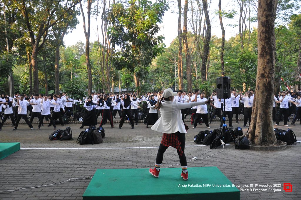 Sambut Mahasiswa Baru, FMIPA Gelar PKKMB Program Sarjana - Fakultas MIPA